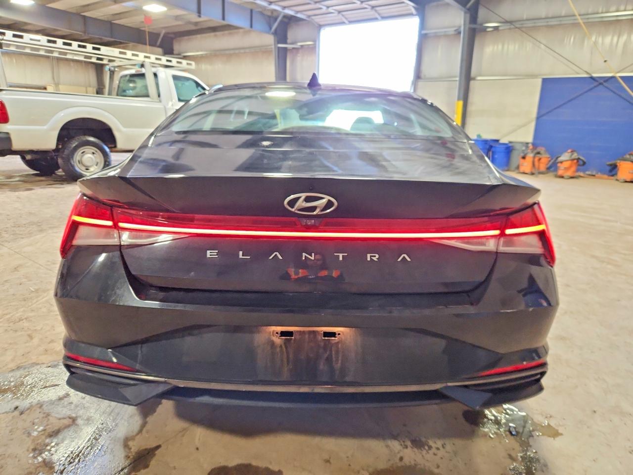 2021 HYUNDAI ELANTRA SEL photo 11
