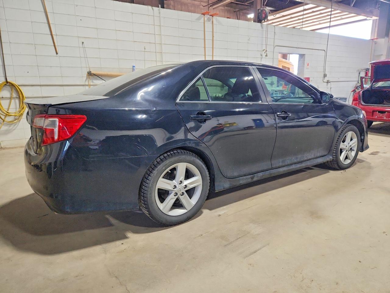 2012 TOYOTA CAMRY SE photo 7