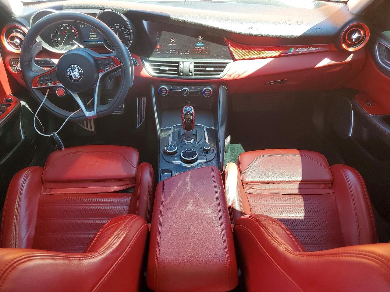2019 ALFA ROMEO GIULIA TI photo 8