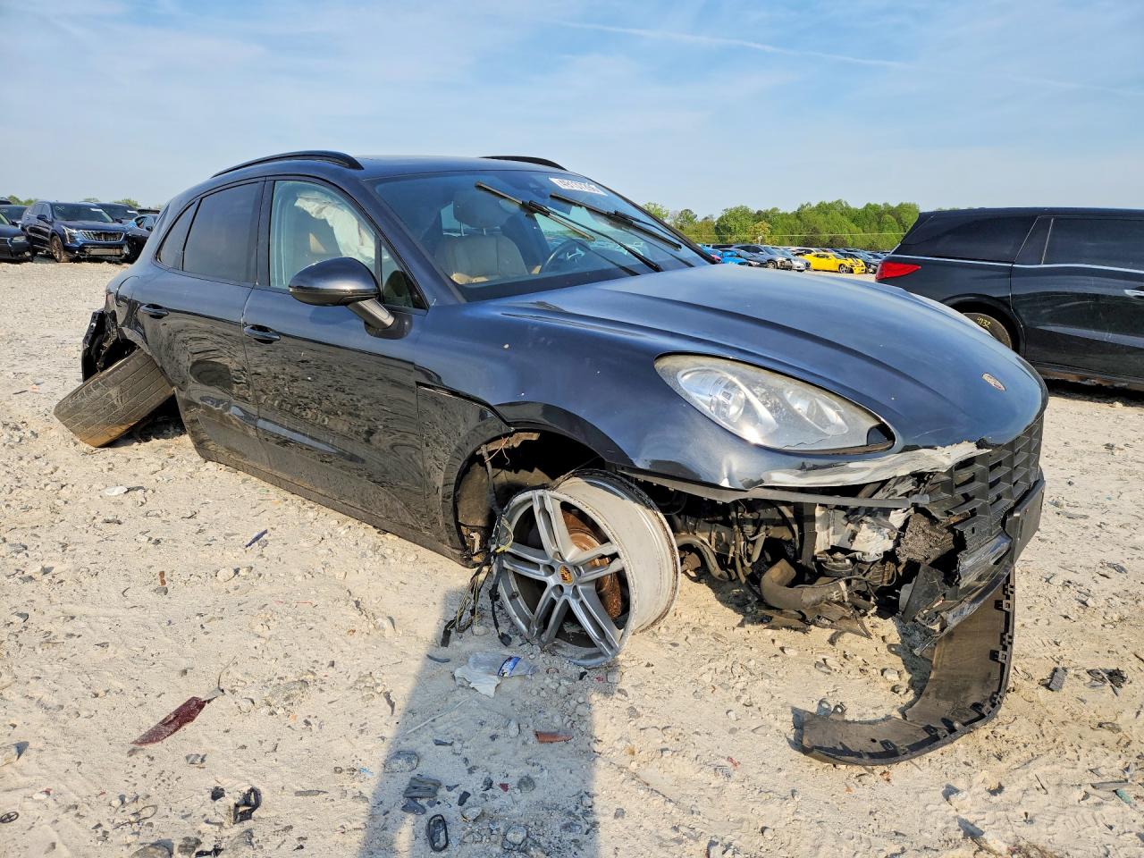 2017 PORSCHE MACAN photo 7