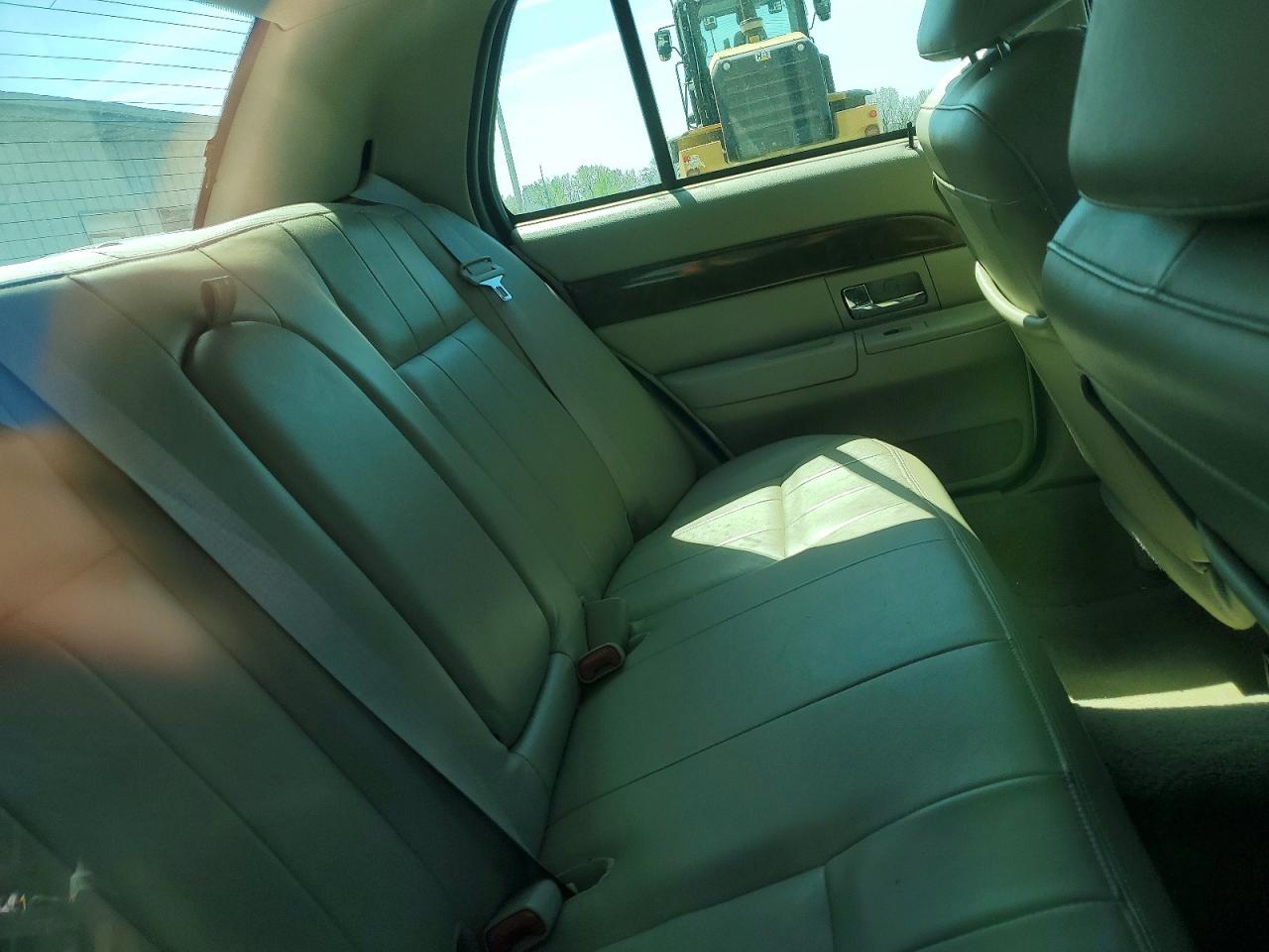 2009 MERCURY GRAND MARQUIS LS photo 10