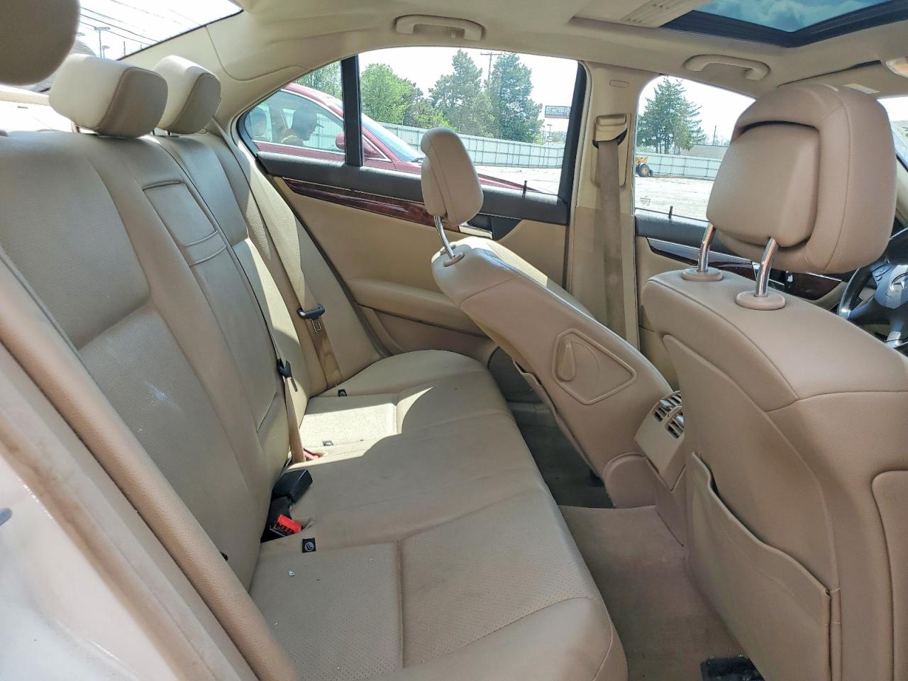 2011 MERCEDES-BENZ C 300 4MATIC photo 28