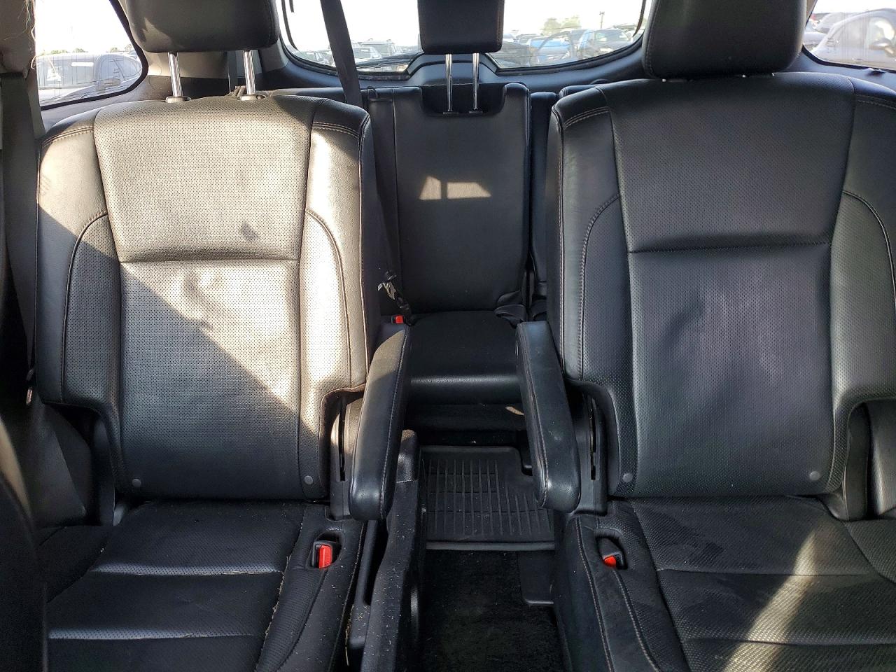 2016 TOYOTA HIGHLANDER LIMITED photo 19