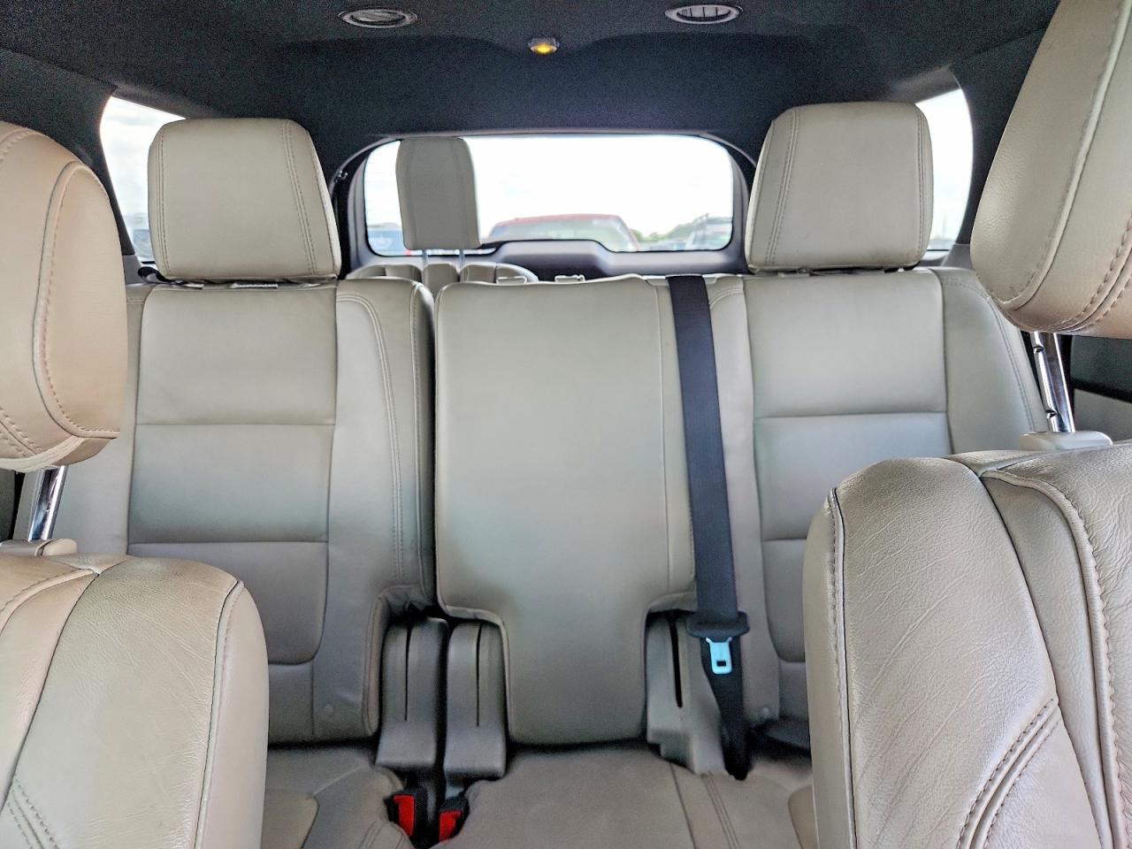 2015 FORD EXPLORER XLT photo 19