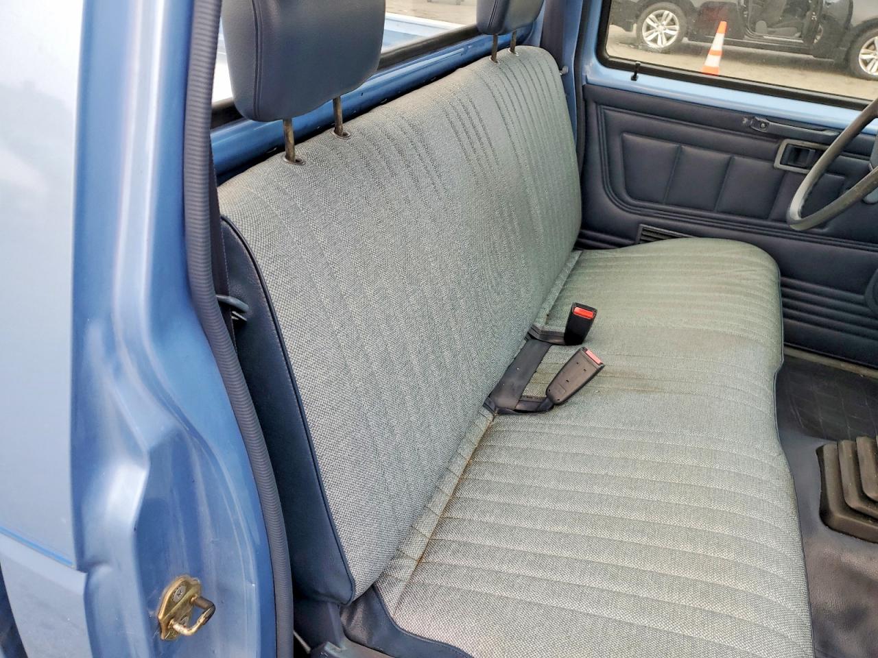 1988 NISSAN TRUCK S photo 19