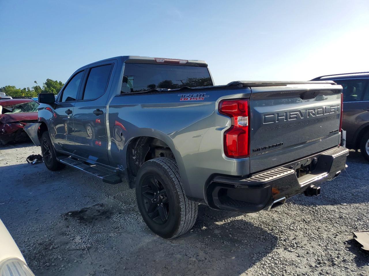 2020 CHEVROLET SILVERADO K1500 TRAIL BOSS CUSTOM photo 4