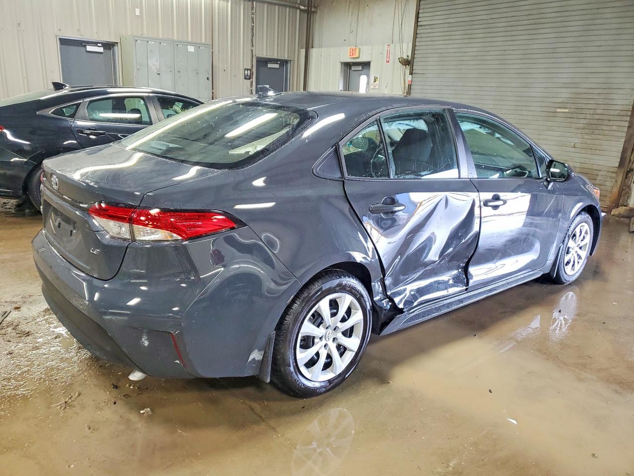 2025 TOYOTA COROLLA LE photo 5