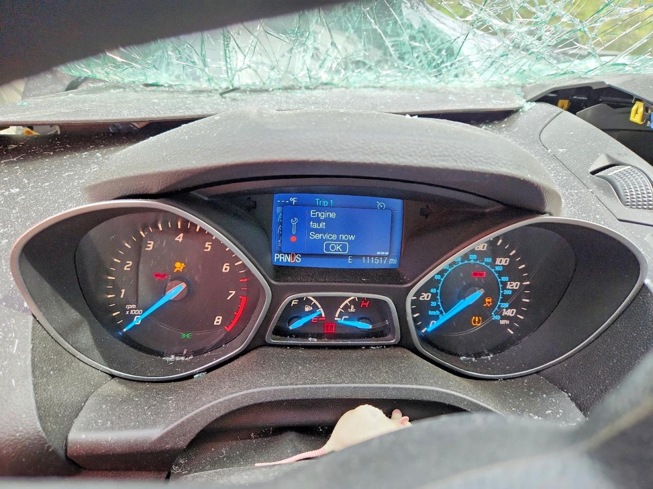 2015 FORD ESCAPE S photo 17