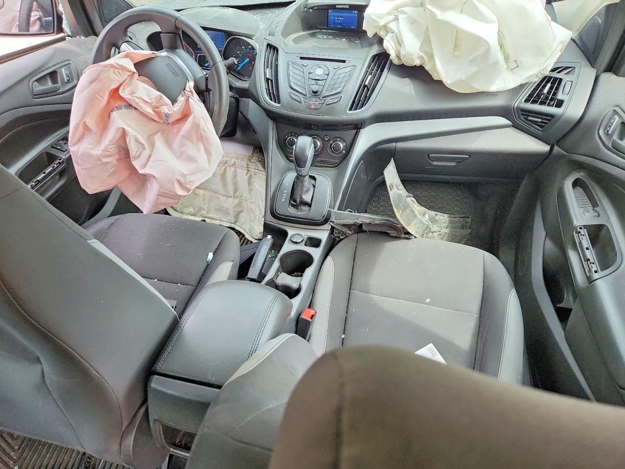 2015 FORD ESCAPE S photo 15