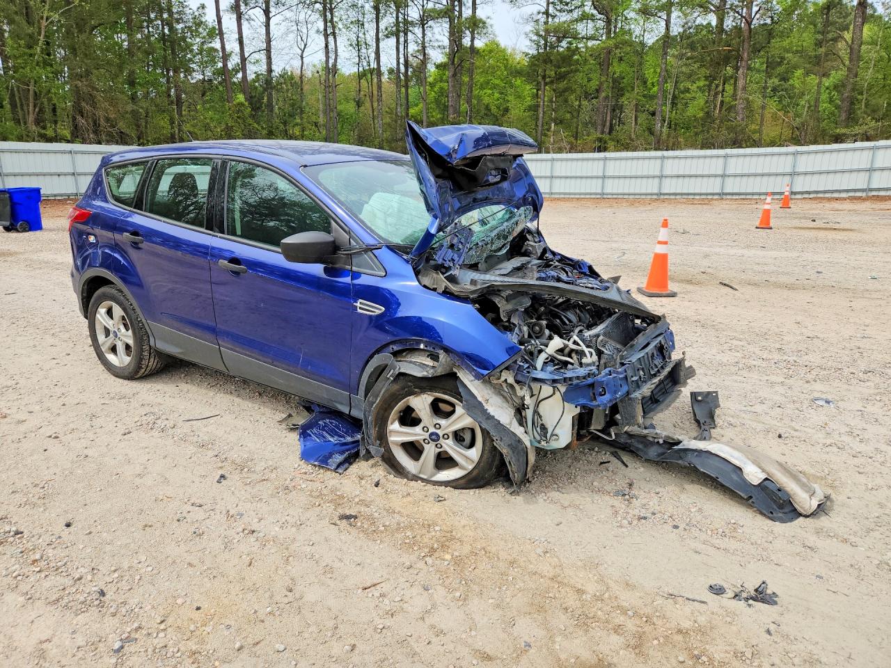 2015 FORD ESCAPE S photo 7