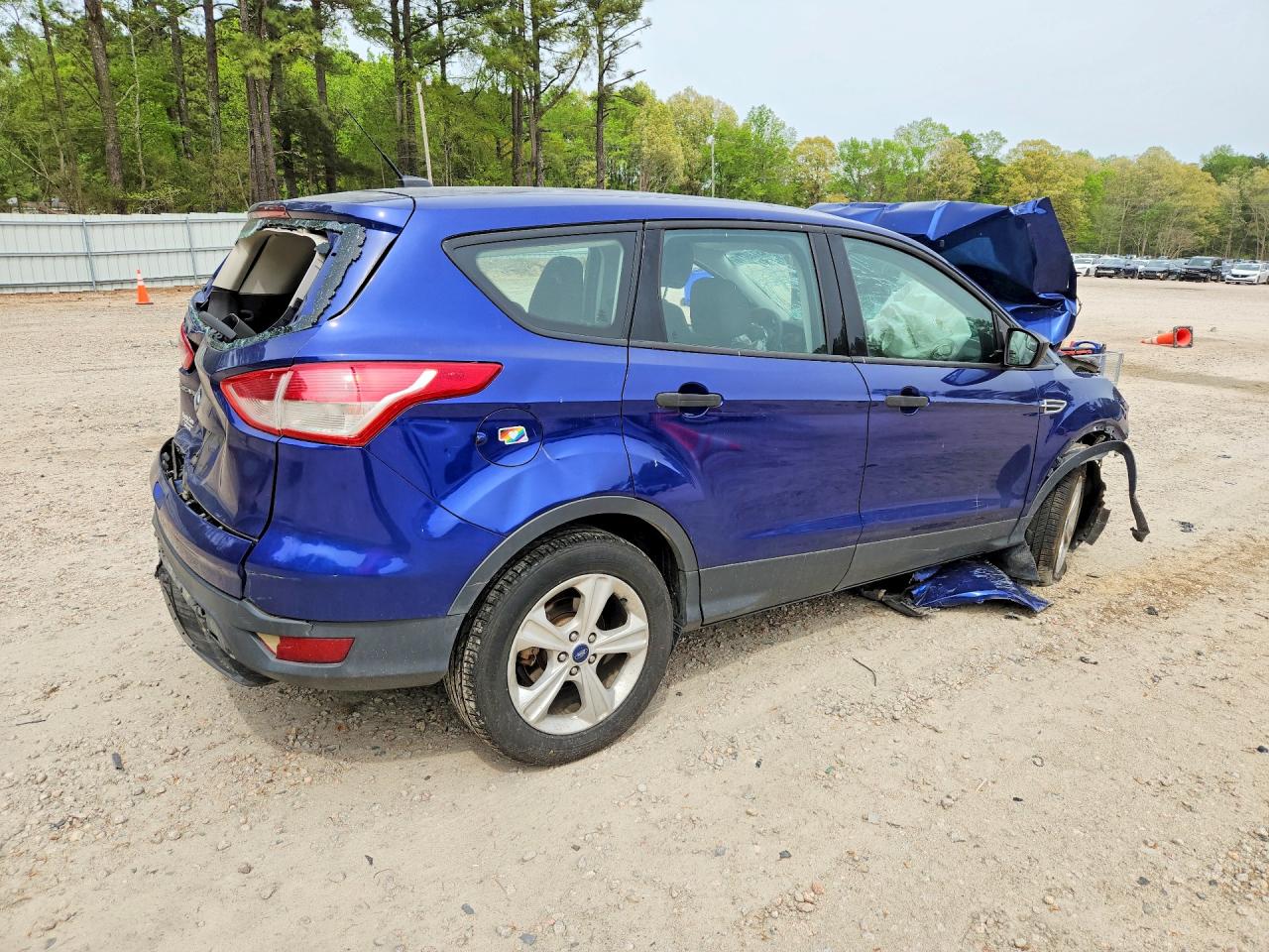 2015 FORD ESCAPE S photo 5