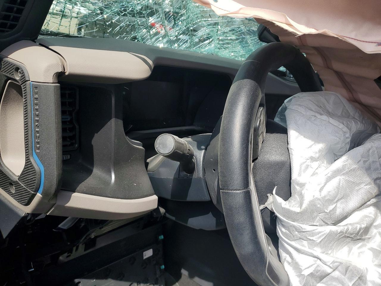 2022 FORD BRONCO BASE photo 25