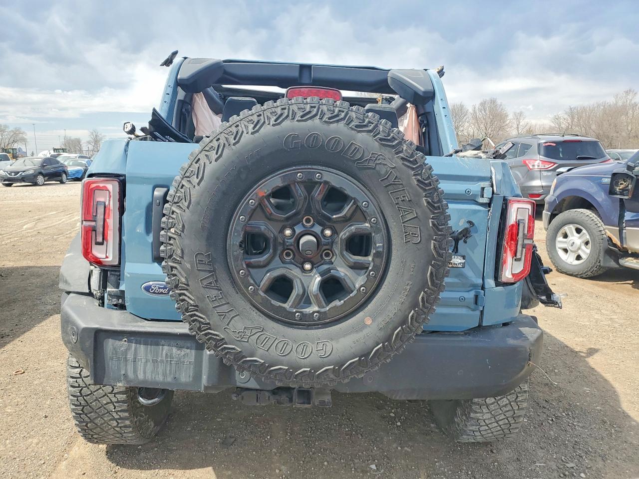 2022 FORD BRONCO BASE photo 16
