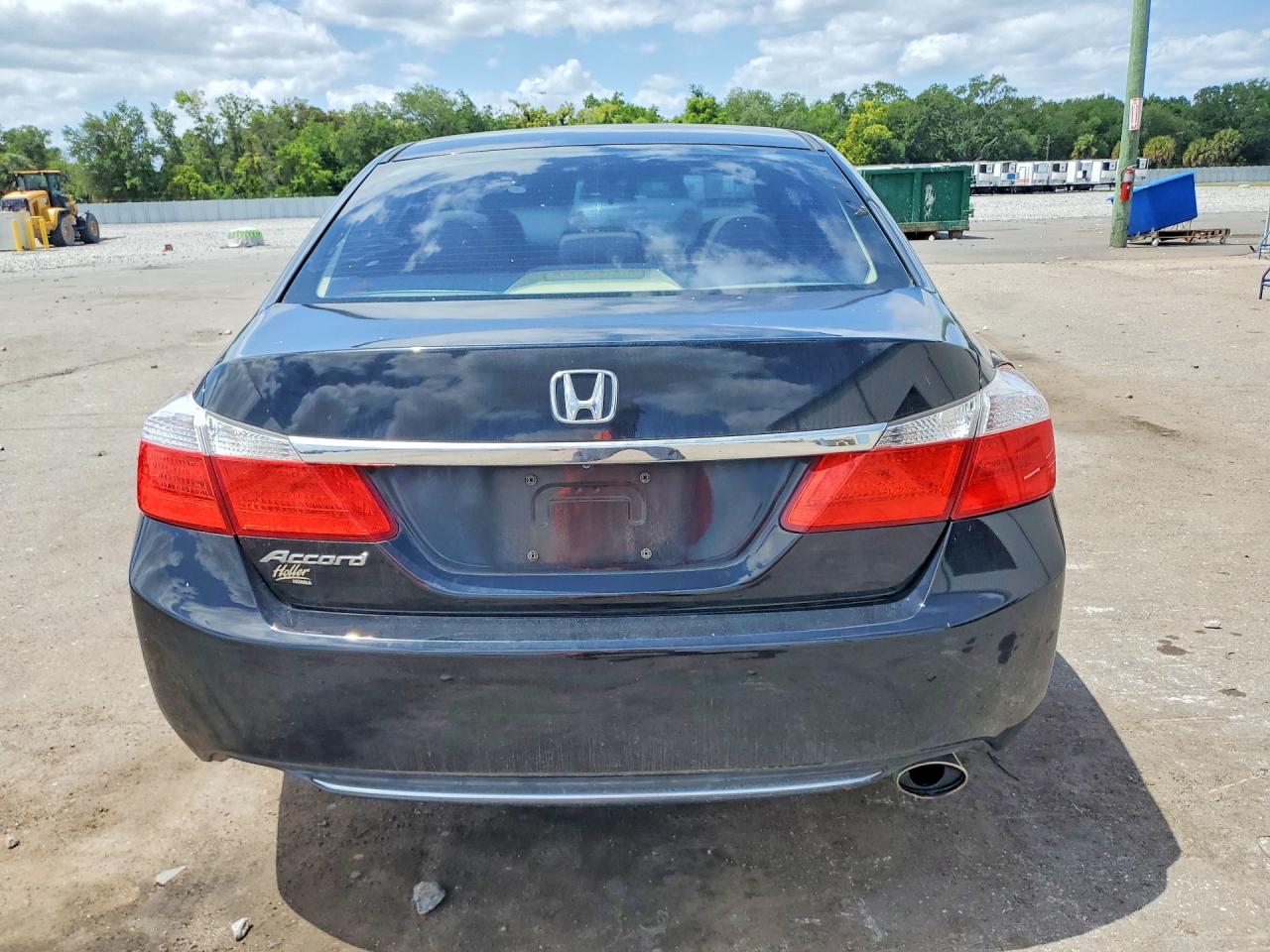 2014 HONDA ACCORD LX photo 11