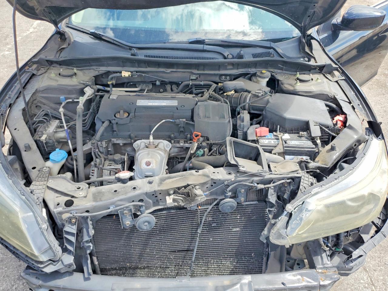 2014 HONDA ACCORD LX photo 21