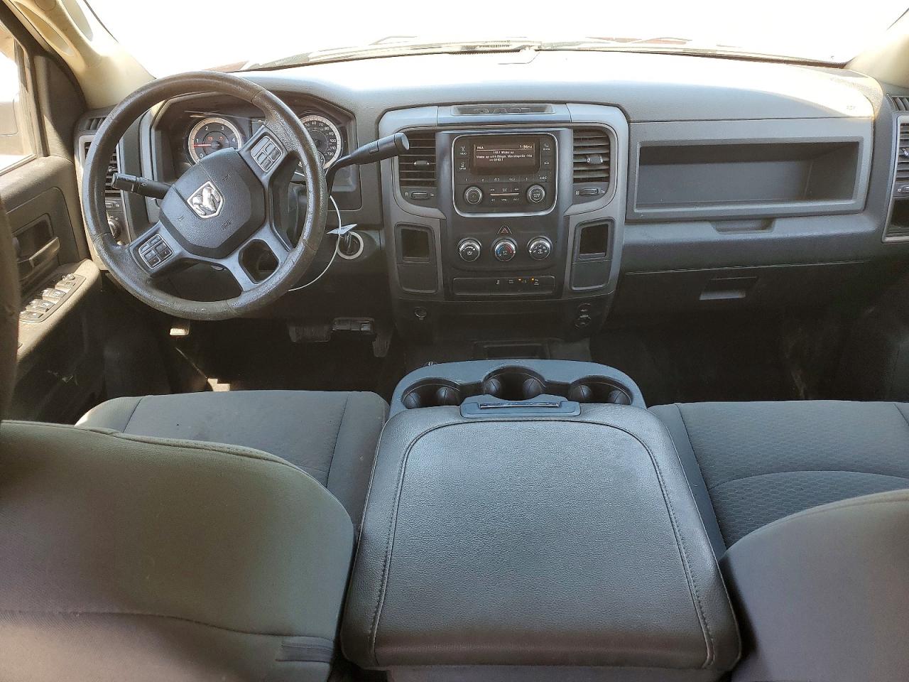 2018 RAM 3500 ST photo 15