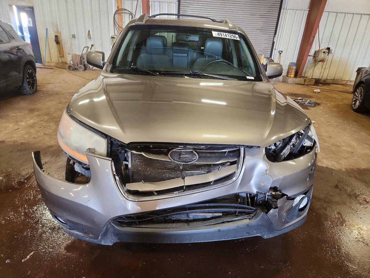 2011 HYUNDAI SANTA FE SE photo 9