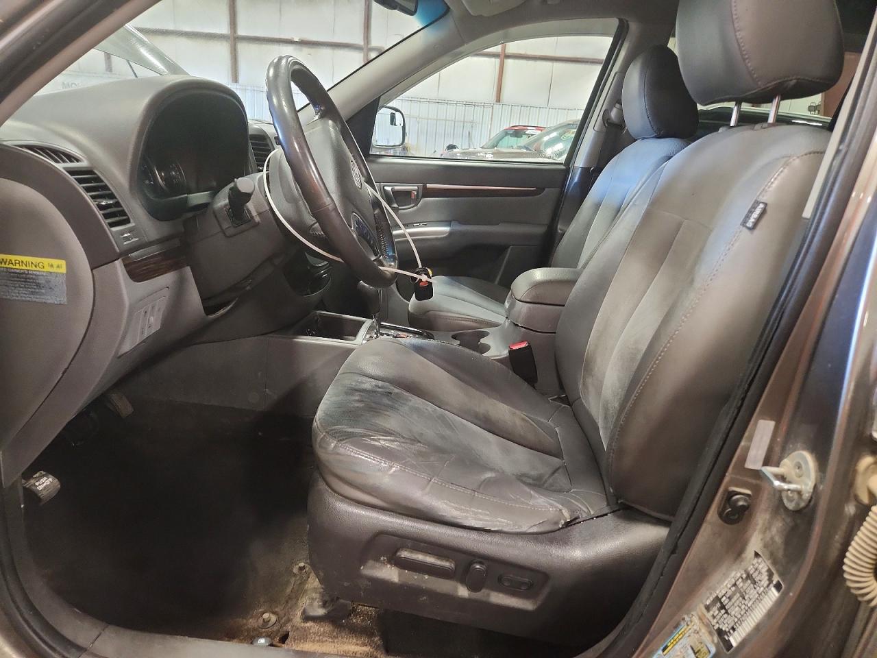 2011 HYUNDAI SANTA FE SE photo 13