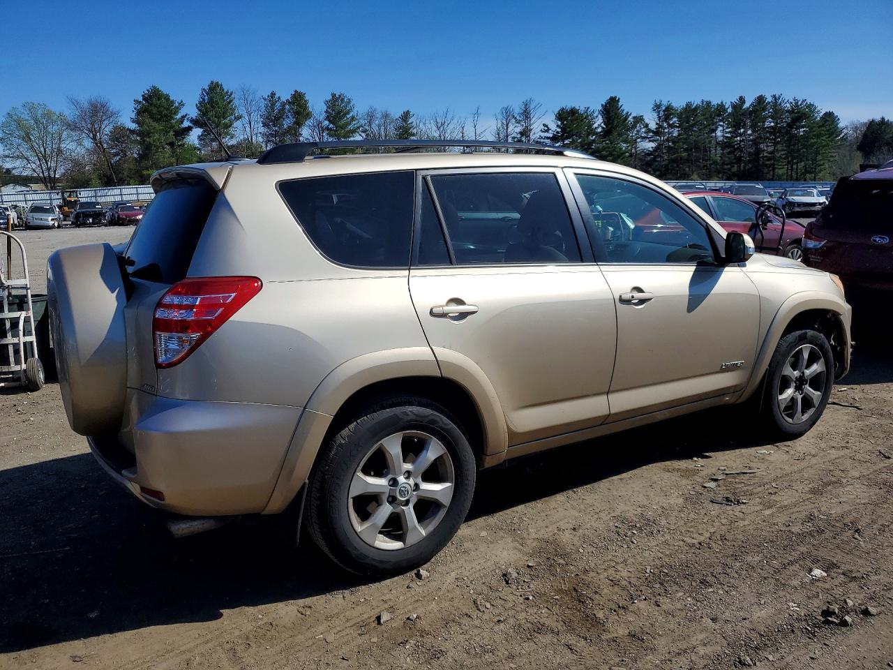 2011 TOYOTA RAV4 LIMITED photo 5