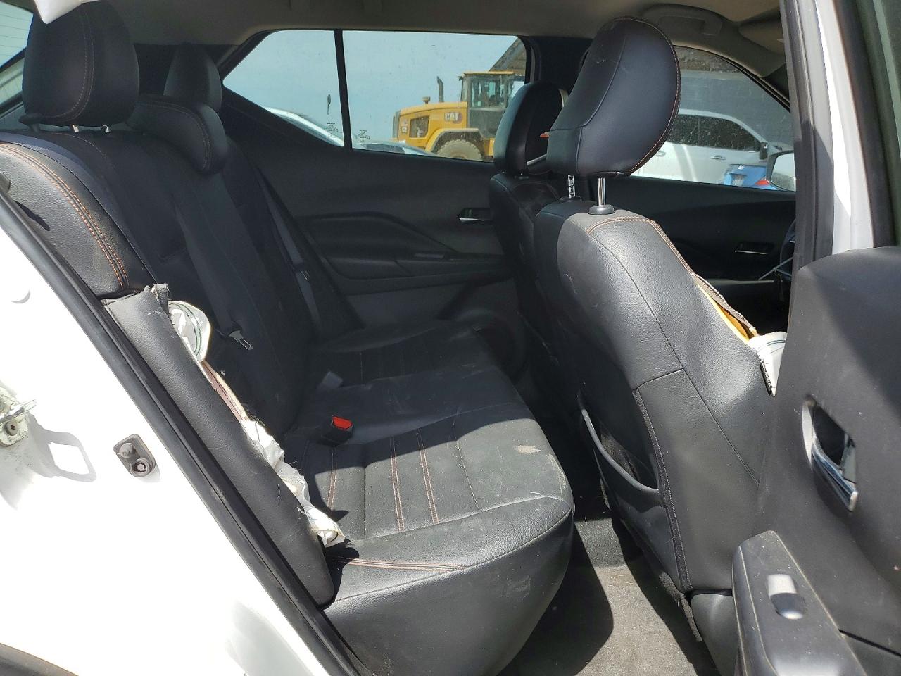2020 NISSAN KICKS SR photo 31