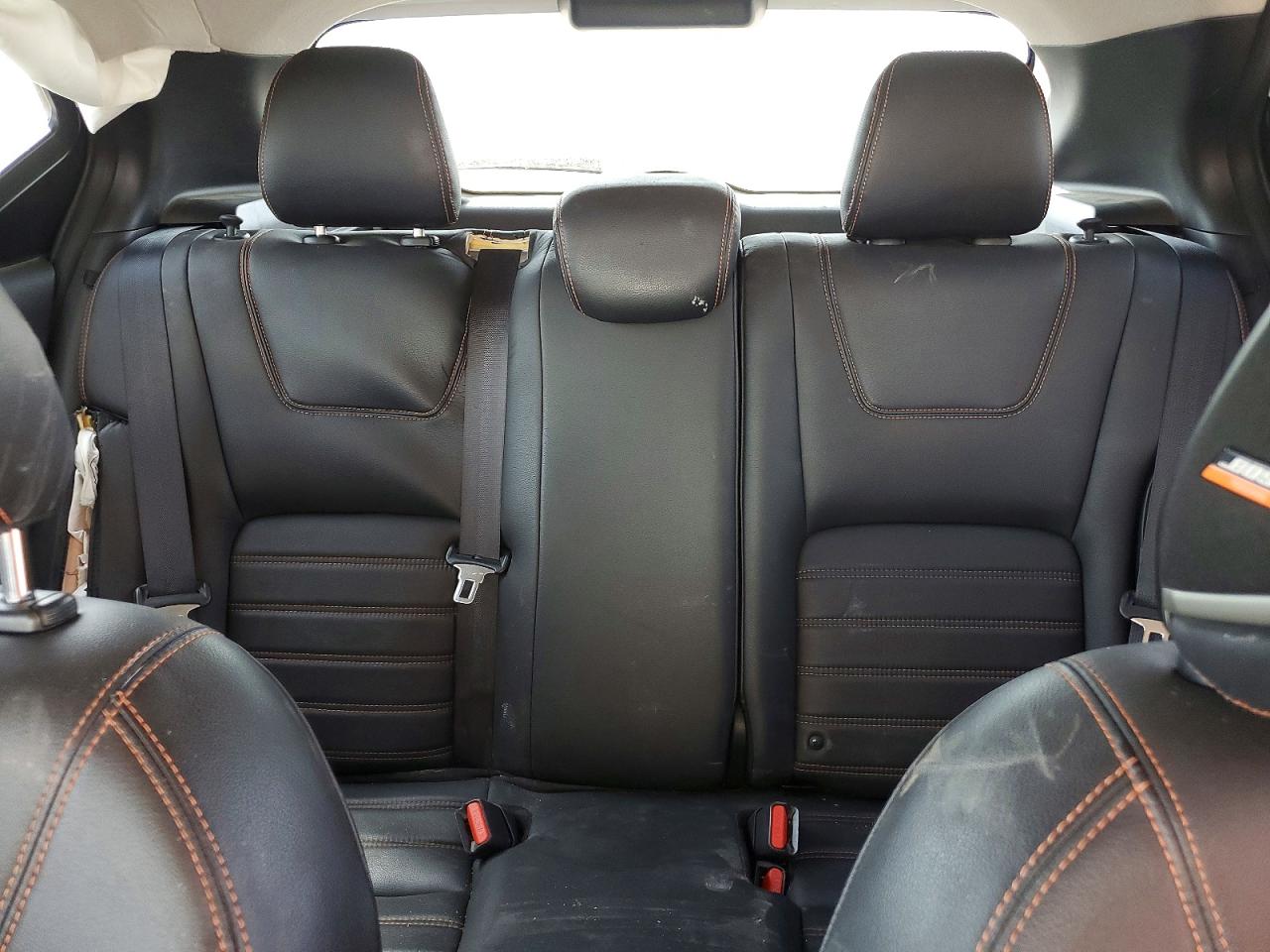 2020 NISSAN KICKS SR photo 28