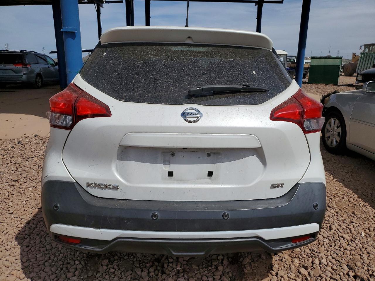2020 NISSAN KICKS SR photo 16