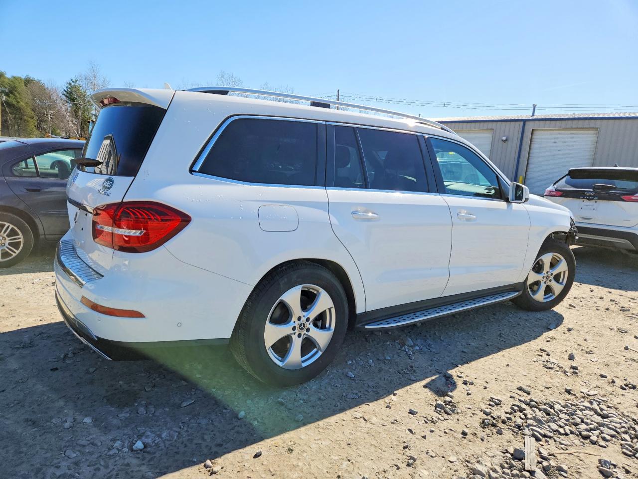 2017 MERCEDES-BENZ GLS 450 4MATIC photo 3