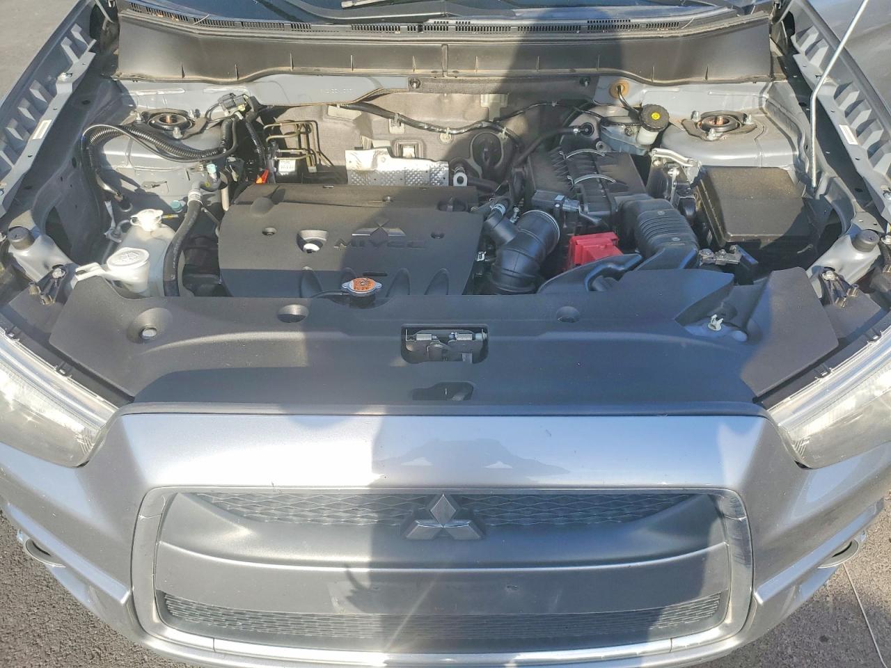 2011 MITSUBISHI OUTLANDER SPORT SE photo 21