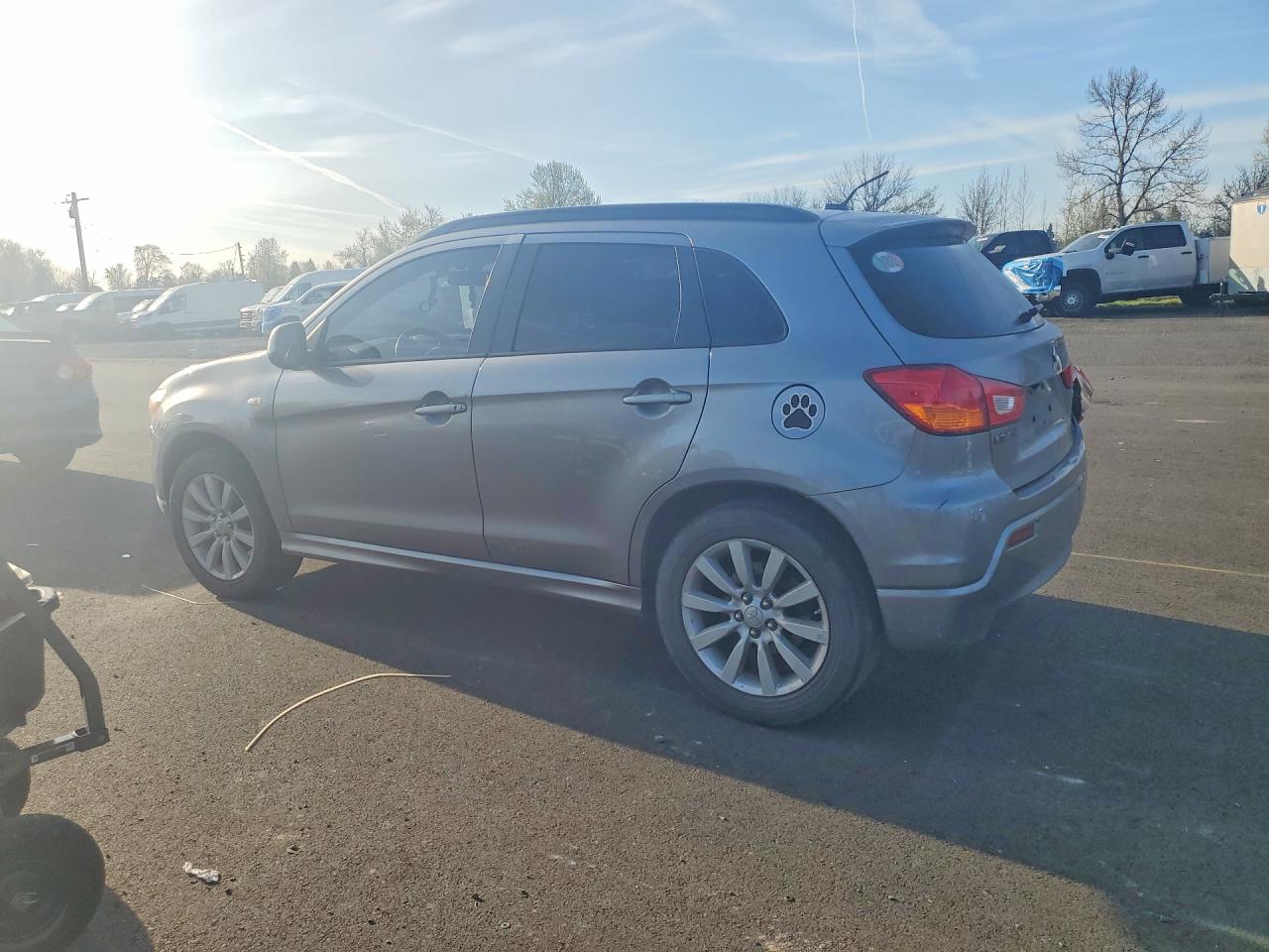 2011 MITSUBISHI OUTLANDER SPORT SE photo 3