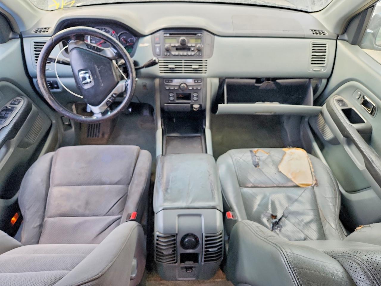 2004 HONDA PILOT EXL photo 15