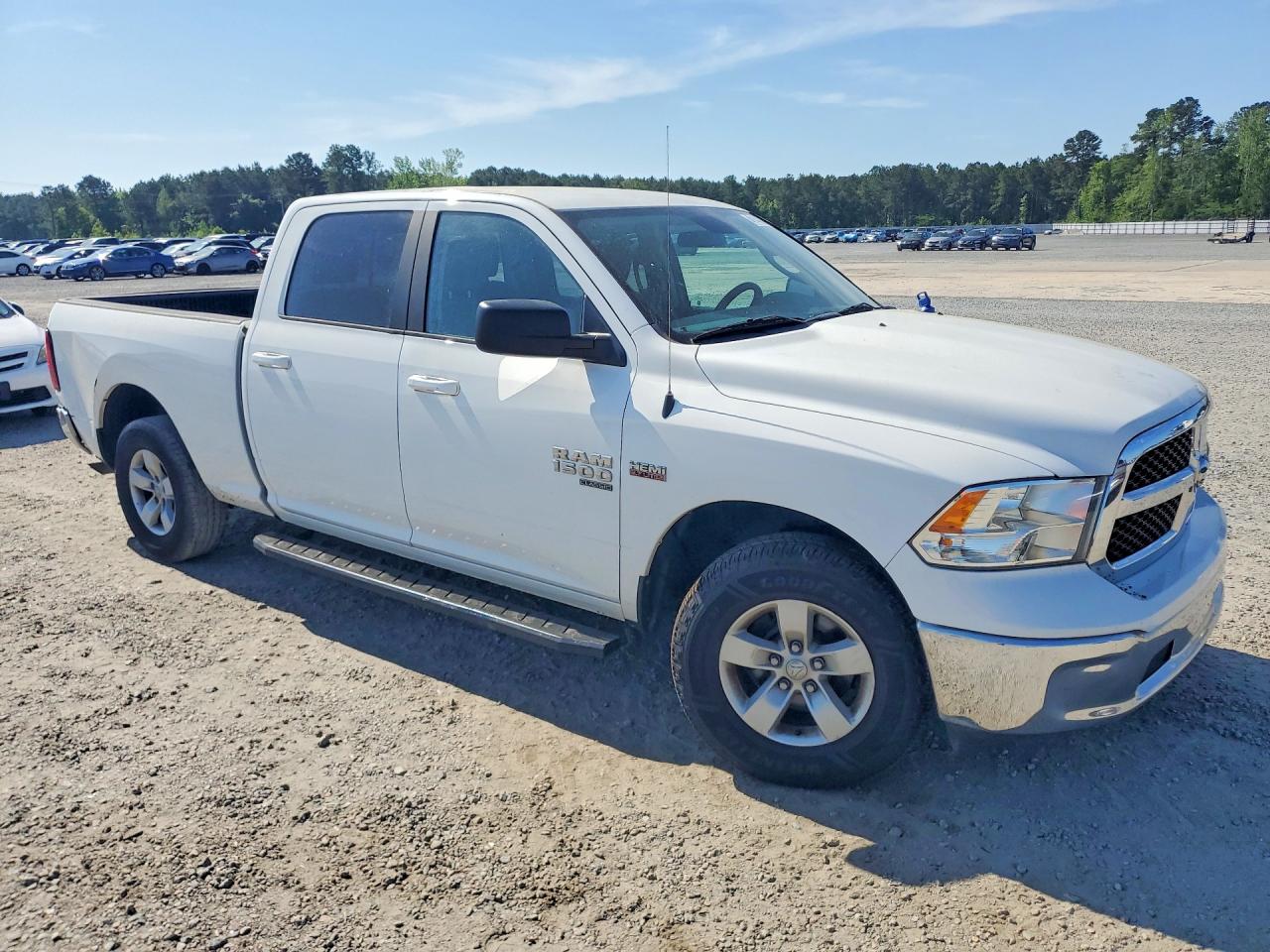 2019 RAM 1500 CLASSIC photo 7