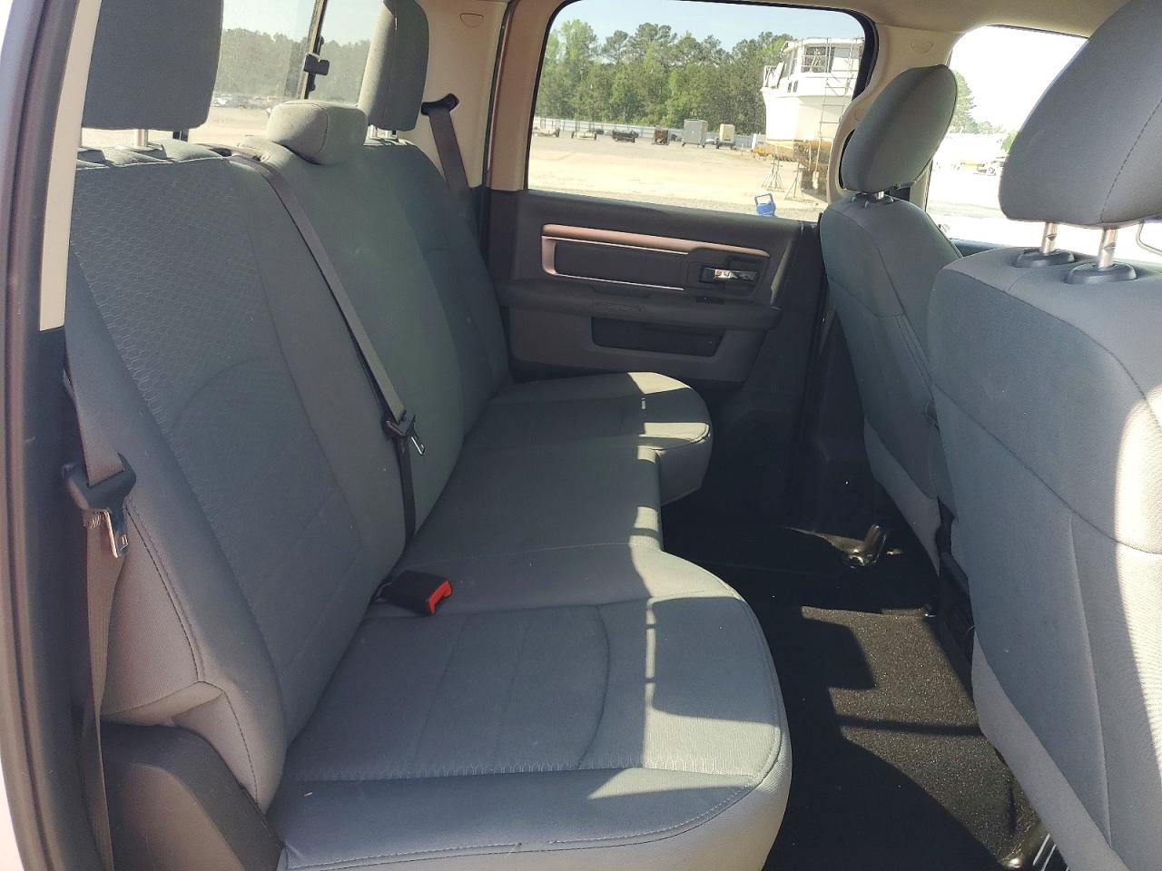 2019 RAM 1500 CLASSIC photo 19