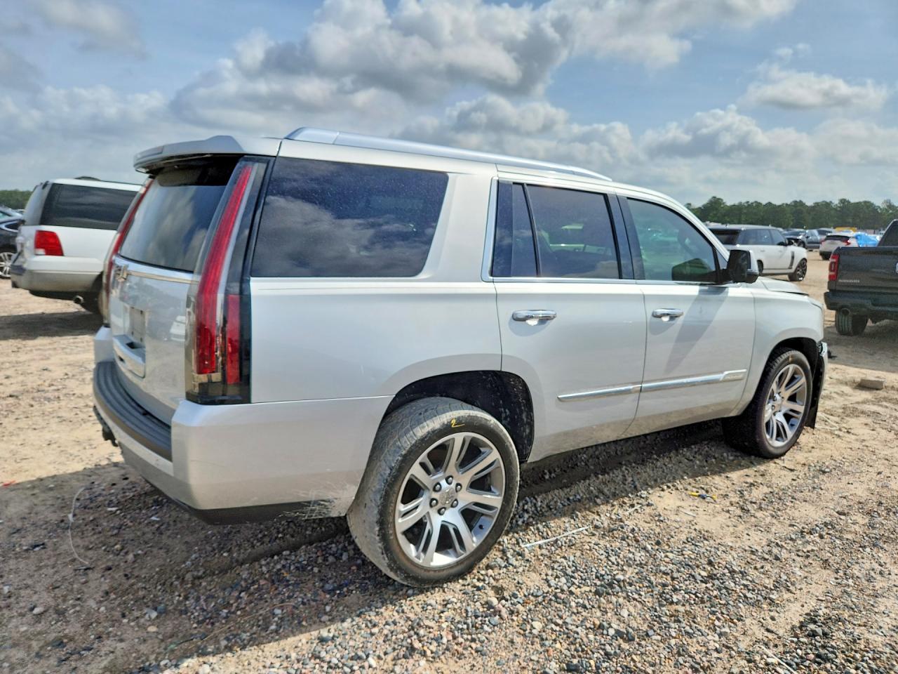 2016 CADILLAC ESCALADE PREMIUM photo 5