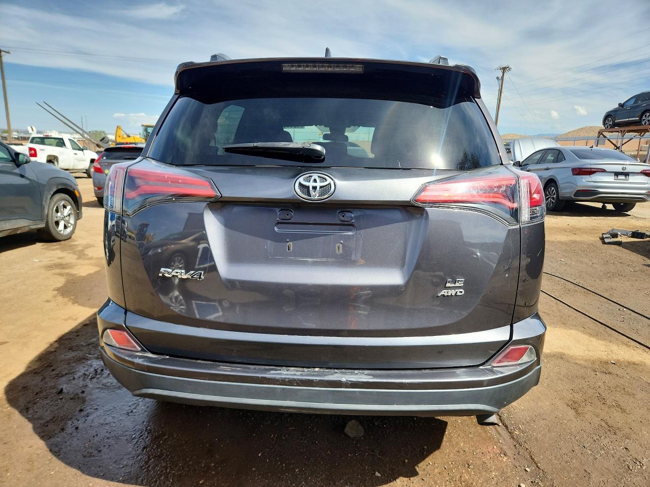 2017 TOYOTA RAV4 LE photo 11