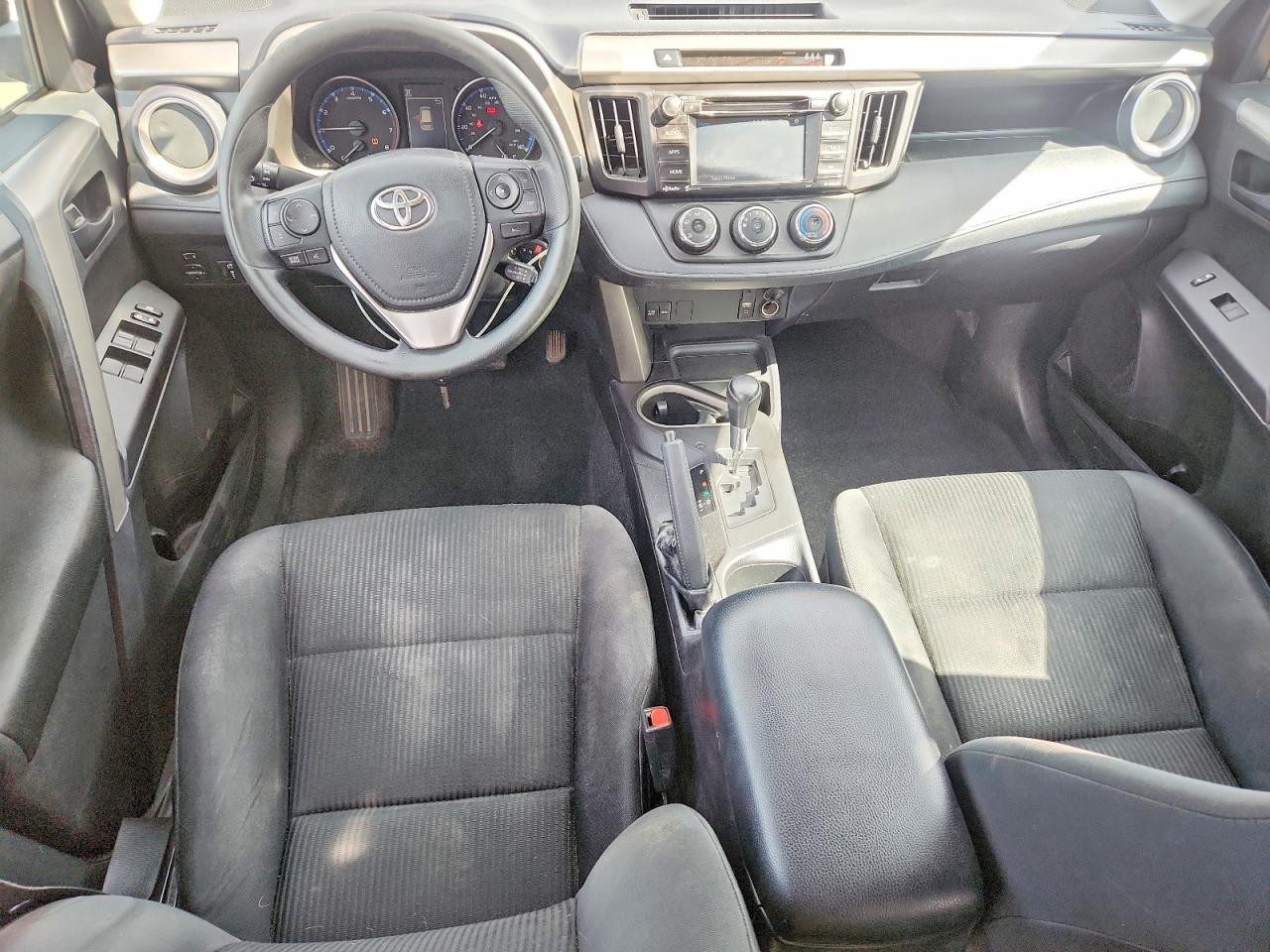 2017 TOYOTA RAV4 LE photo 15