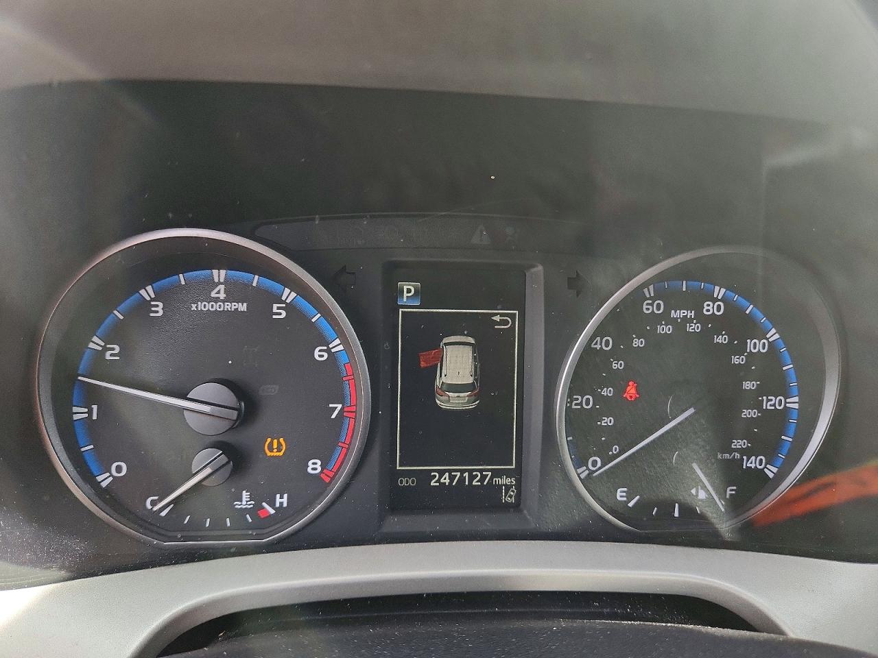 2017 TOYOTA RAV4 LE photo 17
