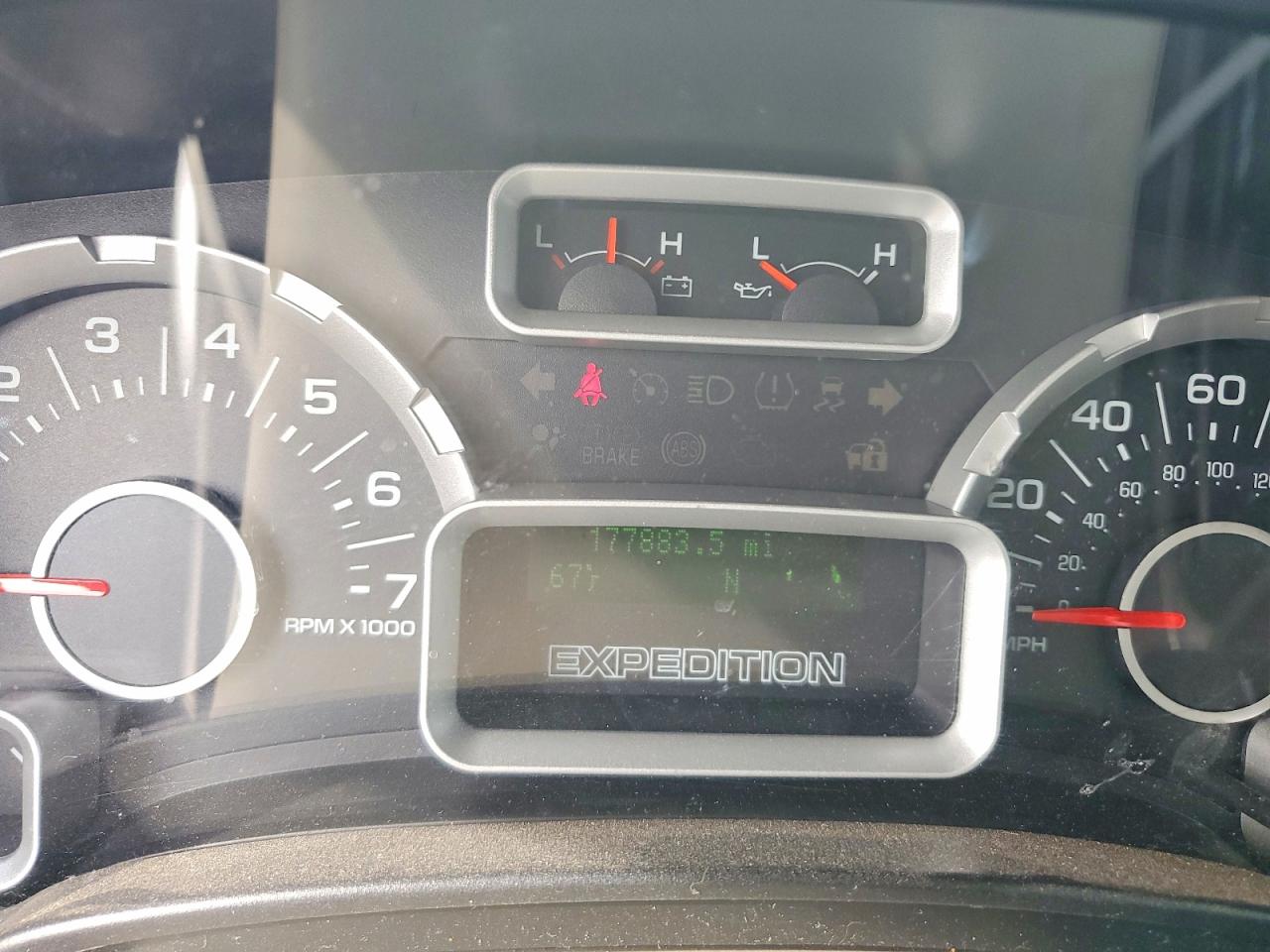2010 FORD EXPEDITION XLT photo 17