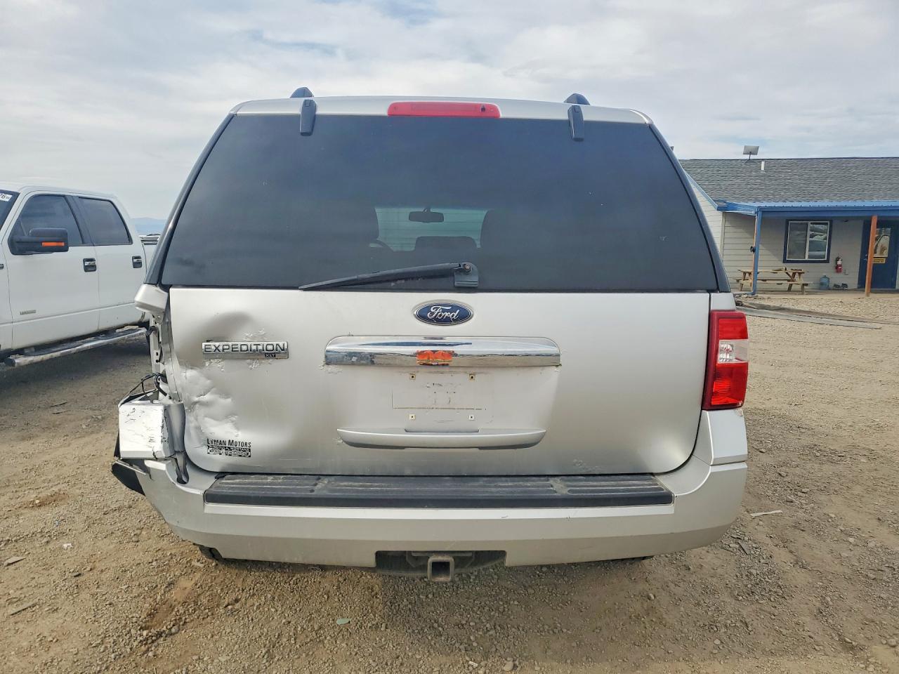 2010 FORD EXPEDITION XLT photo 11