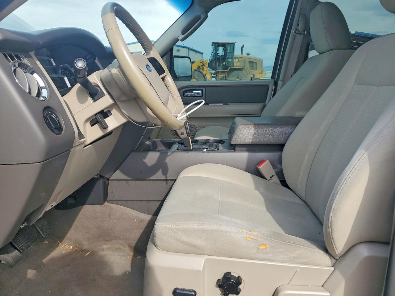 2010 FORD EXPEDITION XLT photo 13