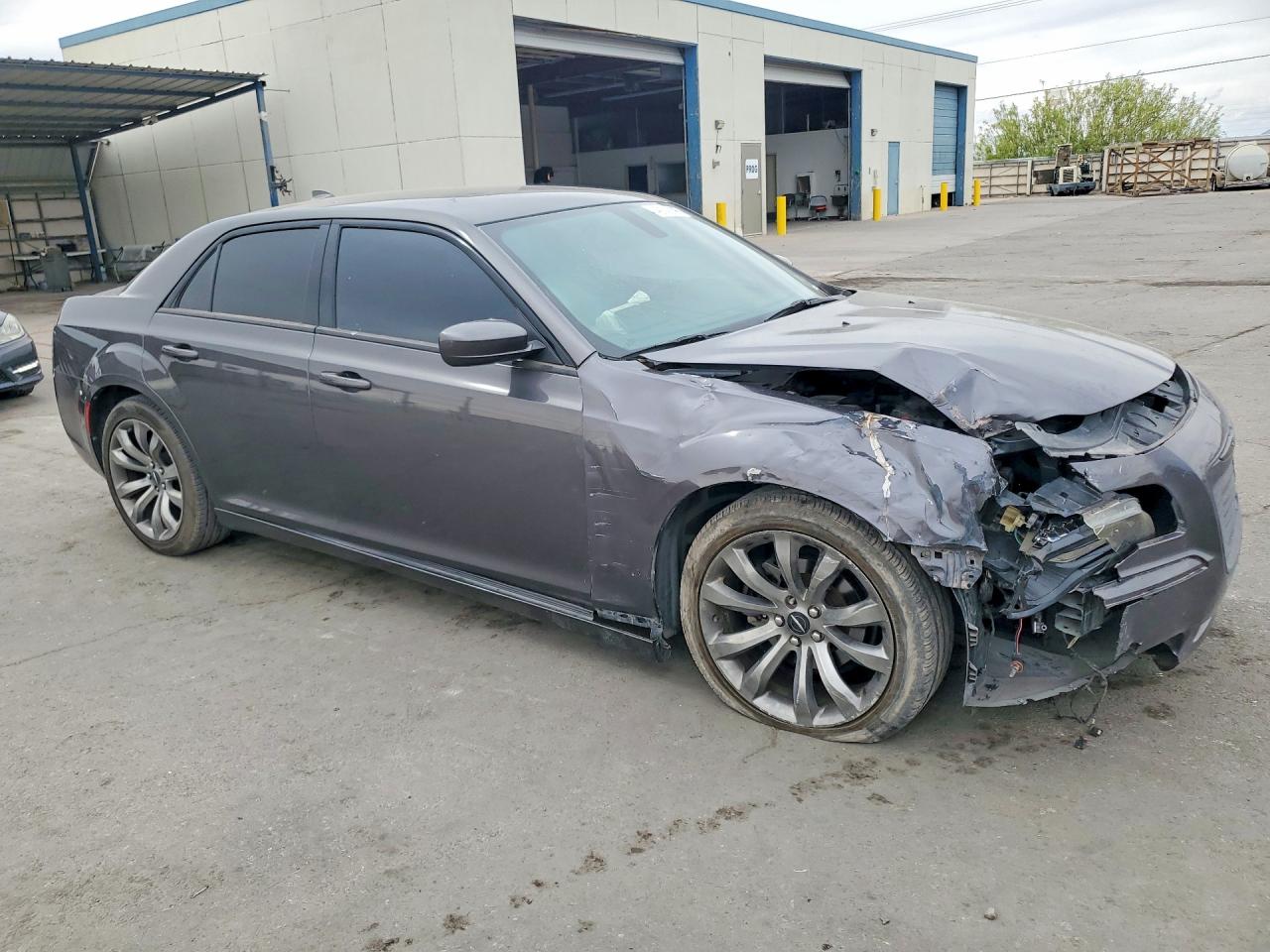 2019 CHRYSLER 300 S photo 10