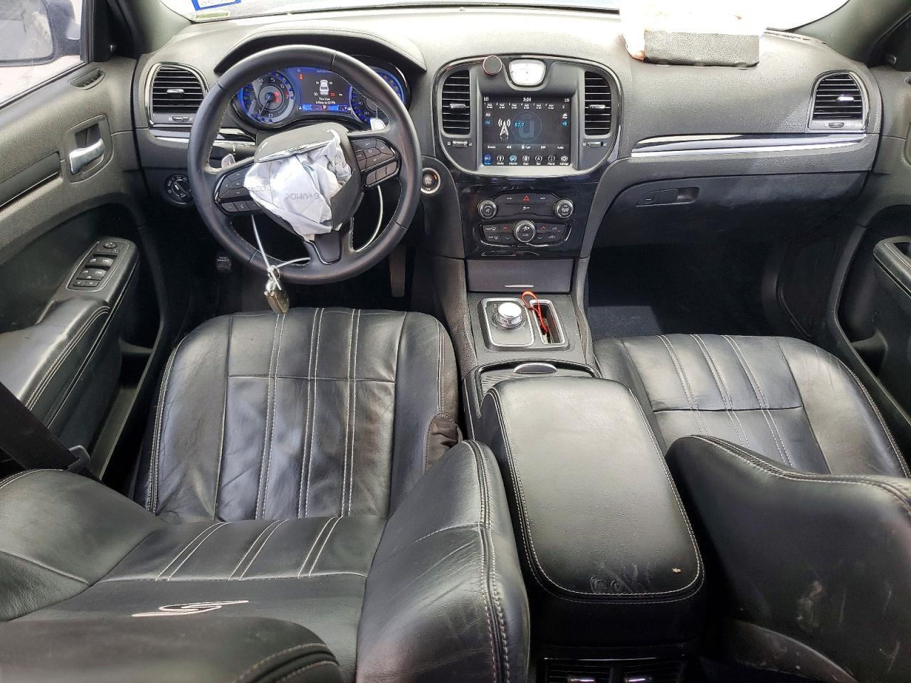 2019 CHRYSLER 300 S photo 22