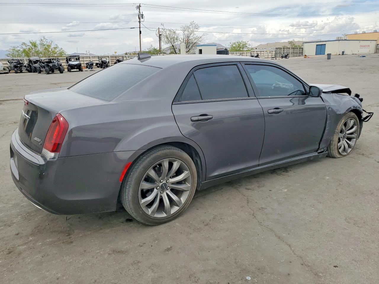 2019 CHRYSLER 300 S photo 7
