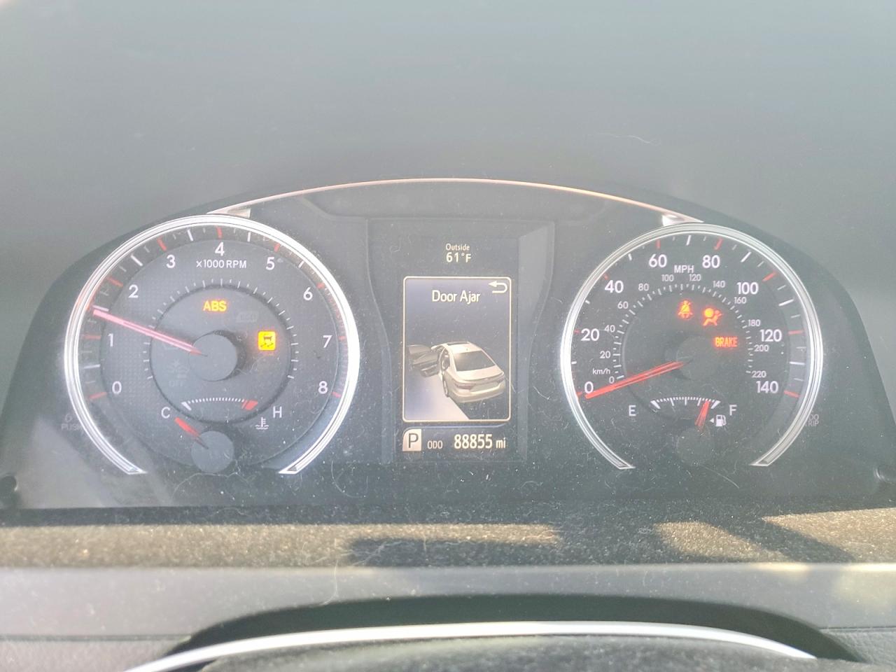 2017 TOYOTA CAMRY SE photo 9