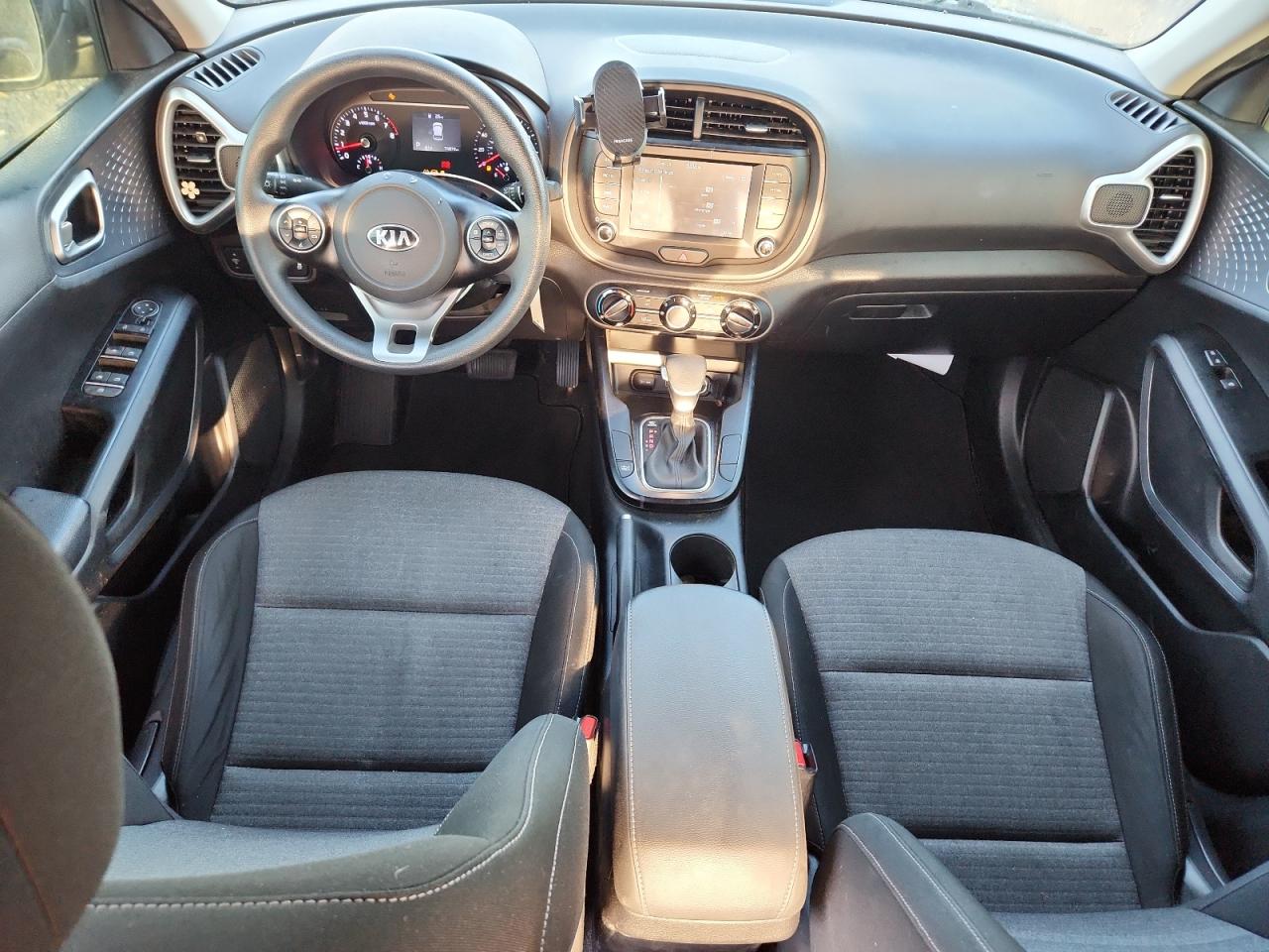 2020 KIA SOUL S photo 22