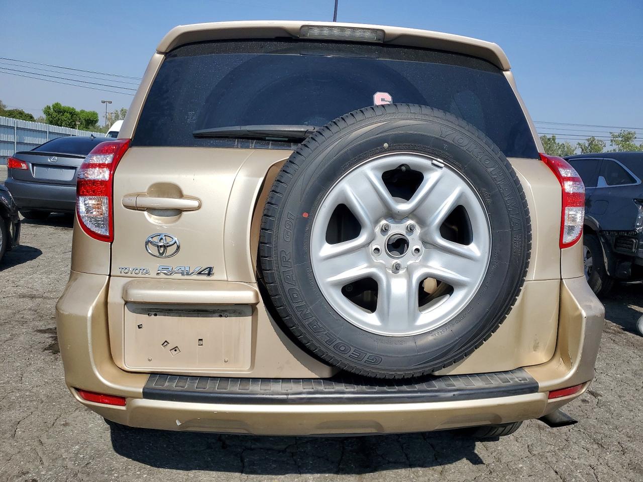 2009 TOYOTA RAV4 BASE photo 11