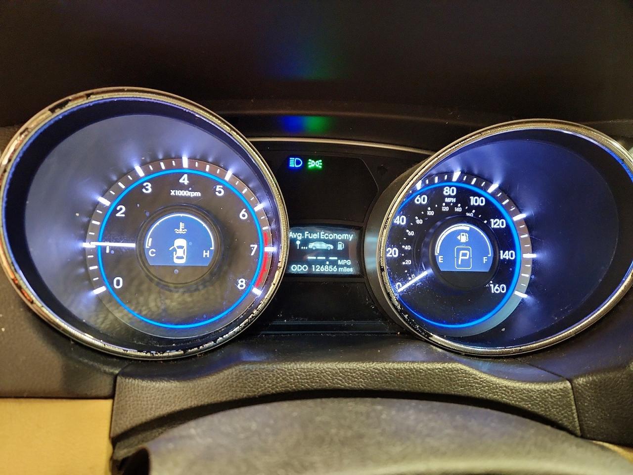 2014 HYUNDAI SONATA GLS photo 9