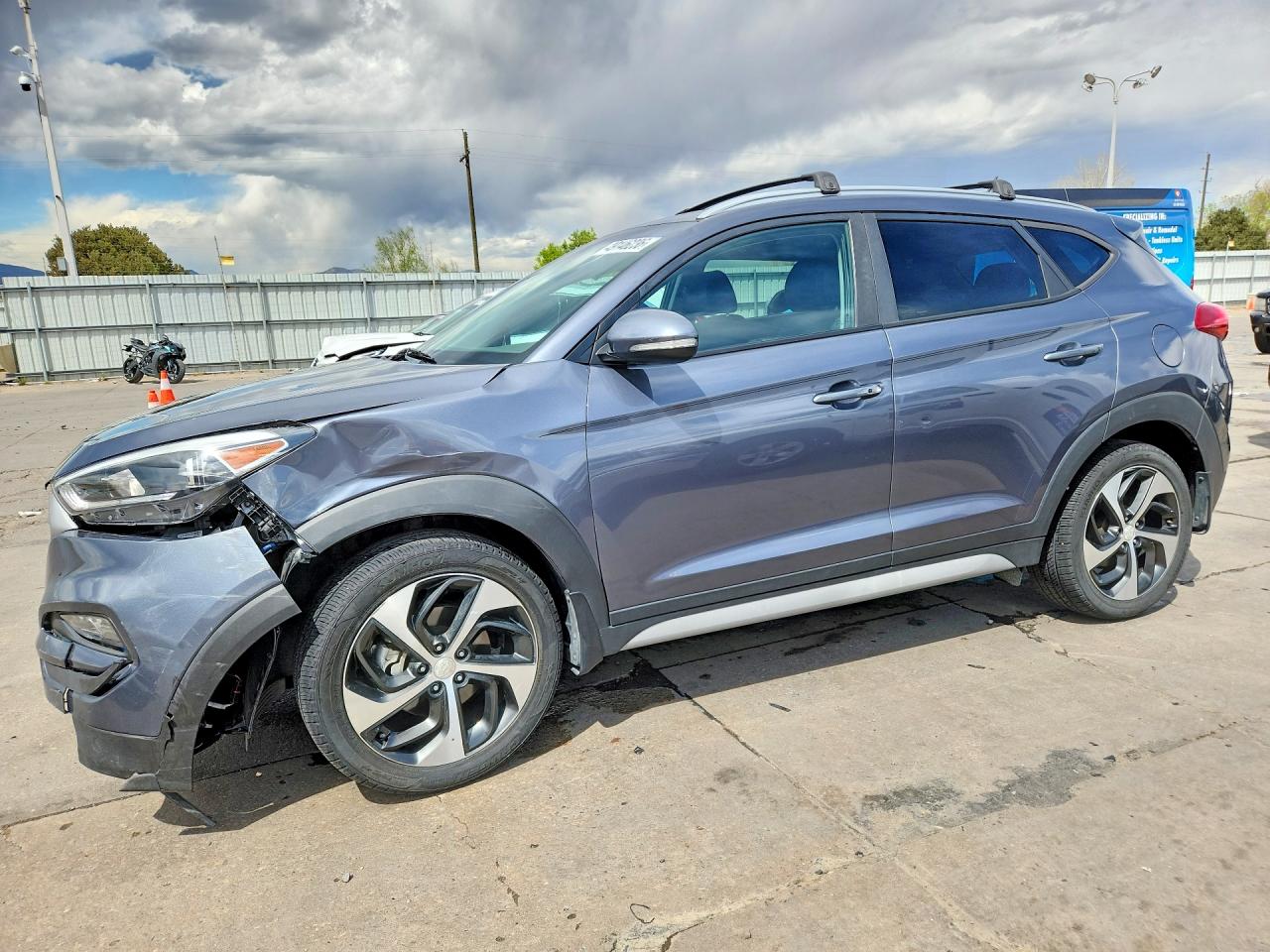 2017 HYUNDAI TUCSON