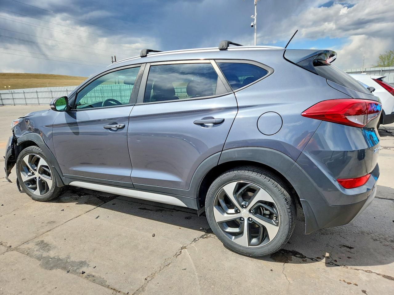 2017 HYUNDAI TUCSON SPORT photo 3