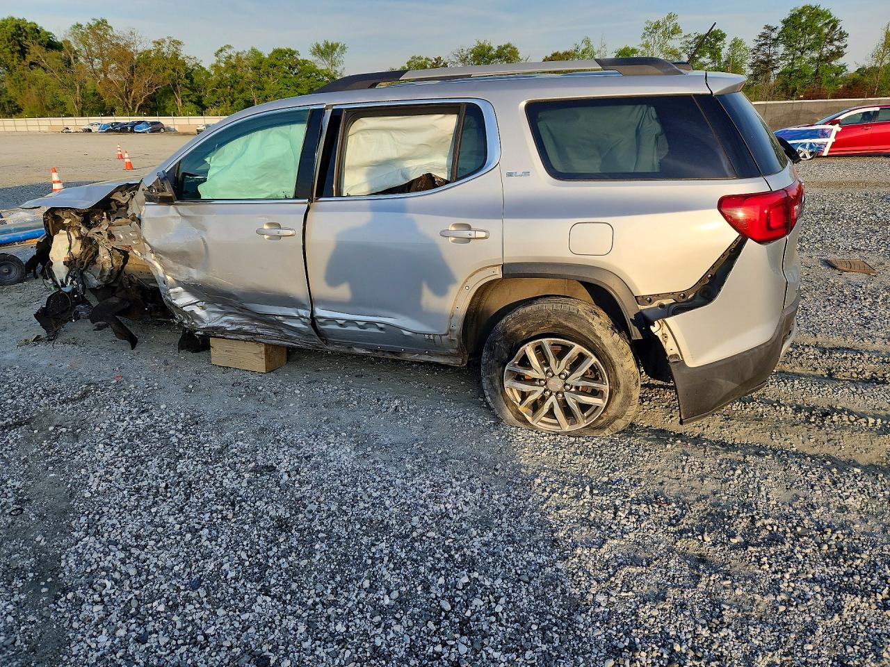 2019 GMC ACADIA SLE photo 4