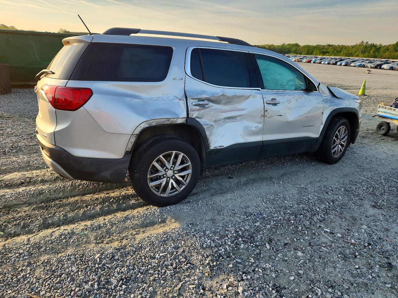 2019 GMC ACADIA SLE photo 7